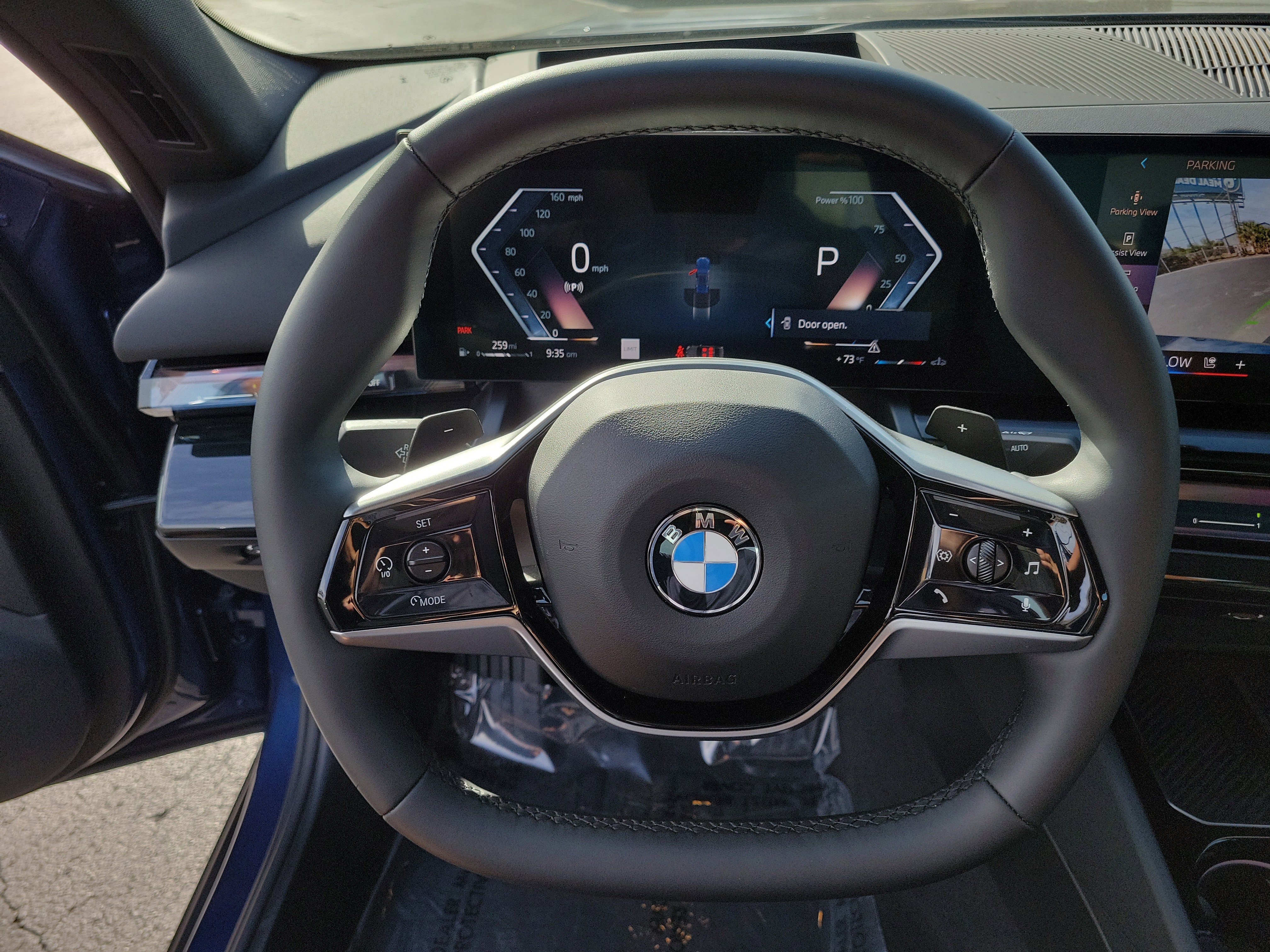 Used 2025 BMW 540i xDrive image 28