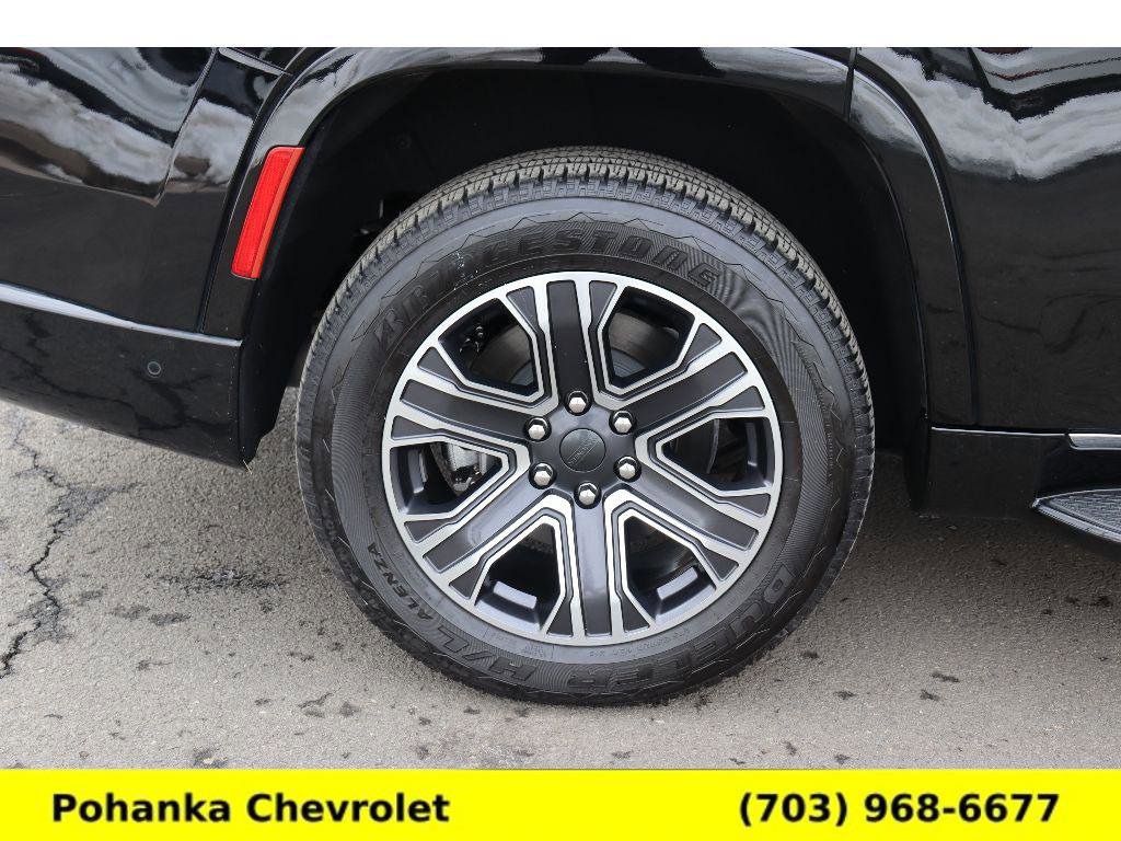 Used 2024 Jeep Wagoneer 4WD w/ Premium Group I image 41