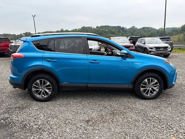 Used 2018 Toyota RAV4 XLE w/ Convenience Package AWD/4WD image 6