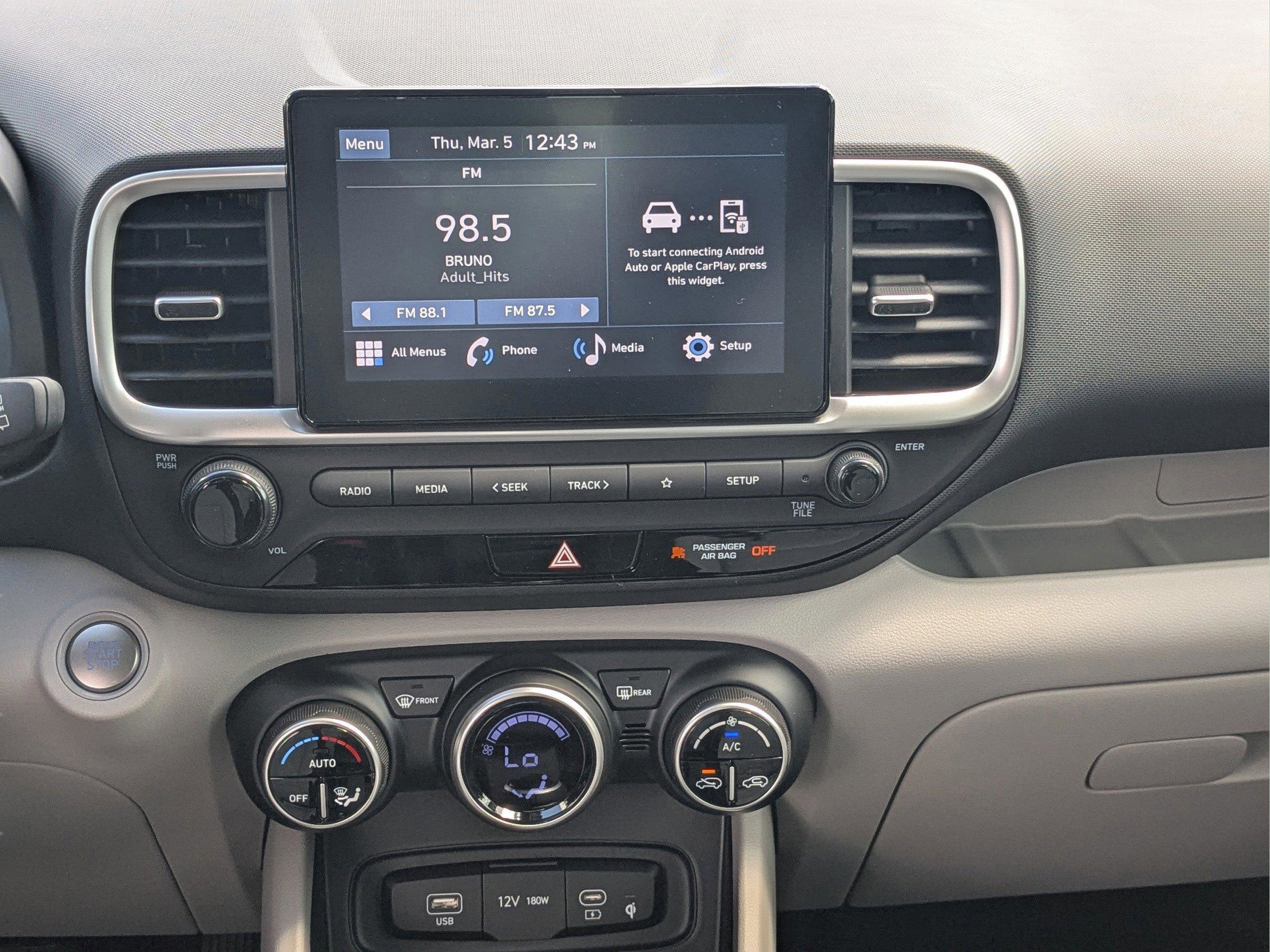 New 2026 Hyundai Venue SEL FWD image 23