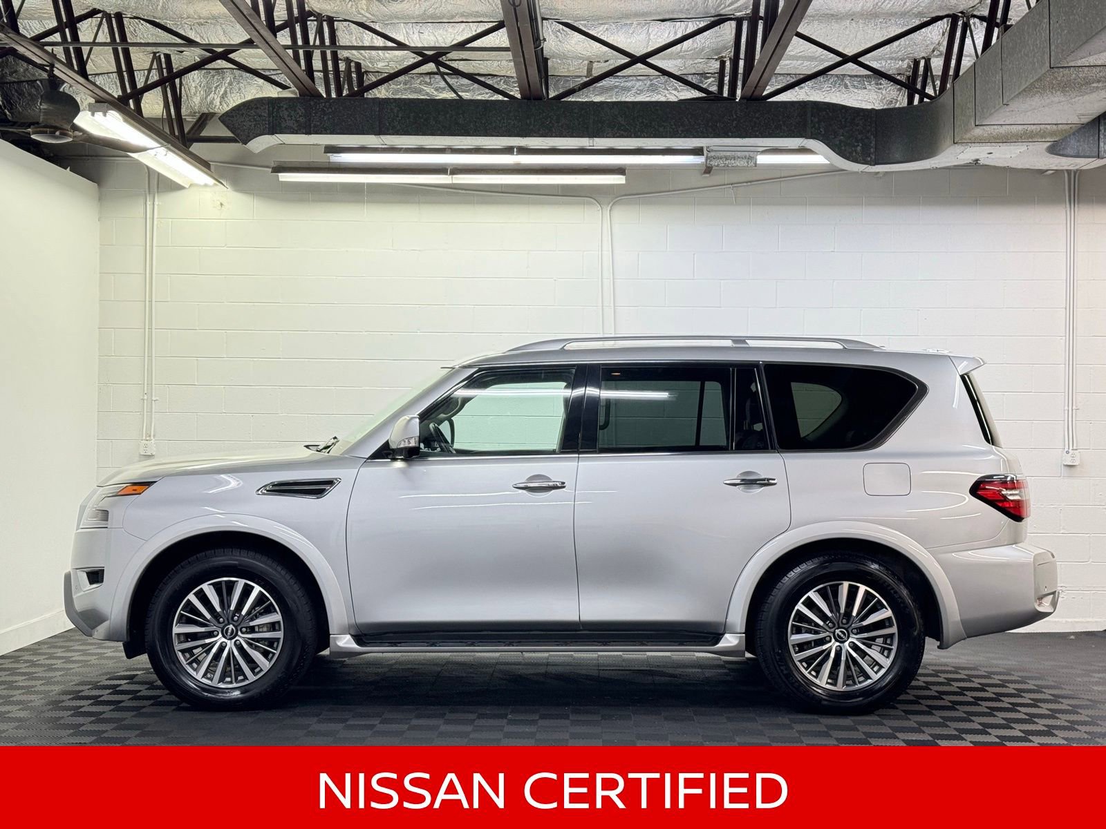 Certified 2024 Nissan Armada SL w/ Captain's Chairs Package image 4