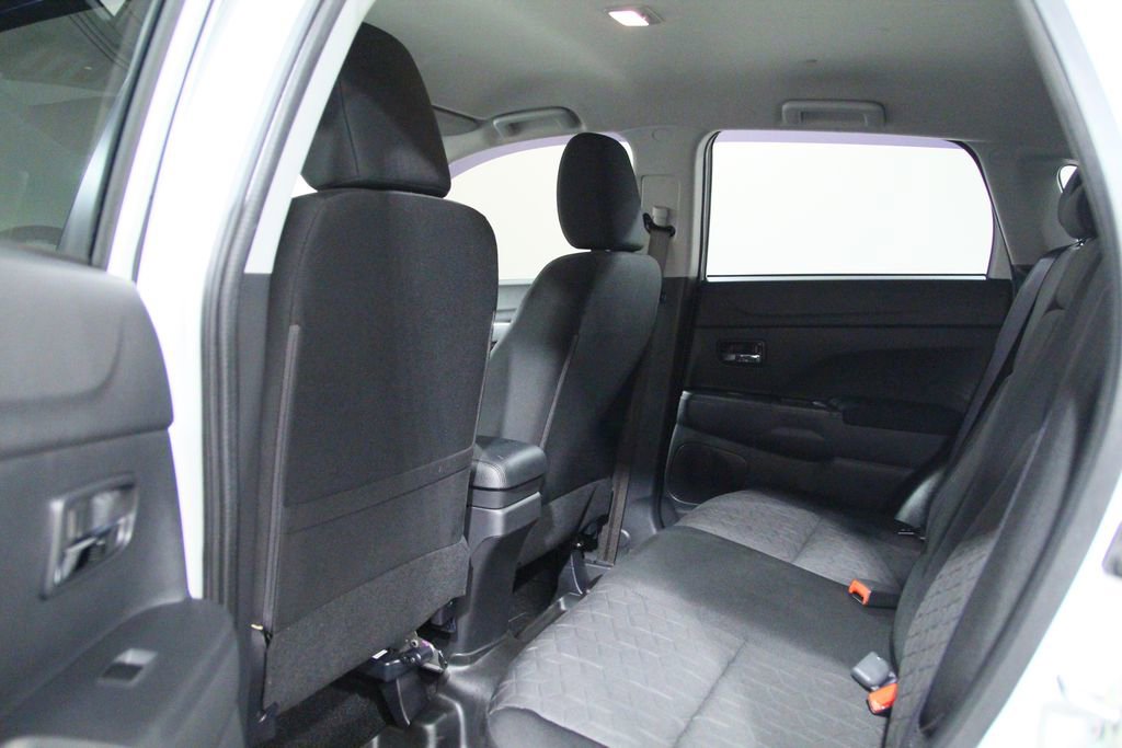 Used 2021 Mitsubishi Outlander Sport LE image 27