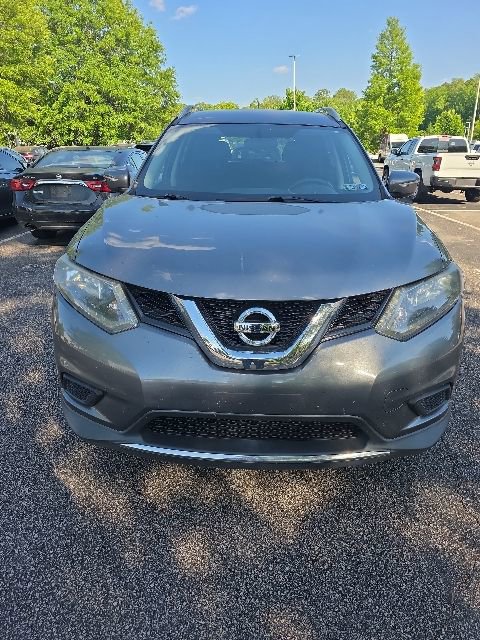 Used 2014 Nissan Rogue SV image 2