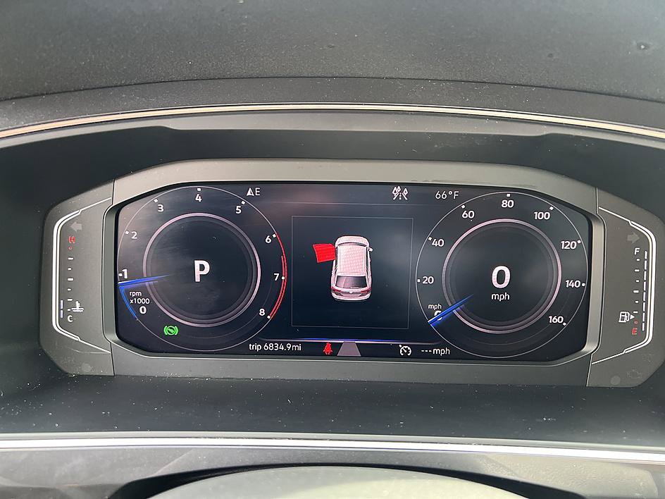 Used 2019 Volkswagen Tiguan SEL AWD/4WD image 14