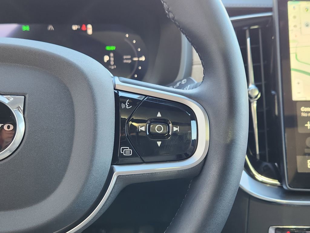 New 2026 Volvo XC90 T8 Plus w/ Protection Package Premier image 19