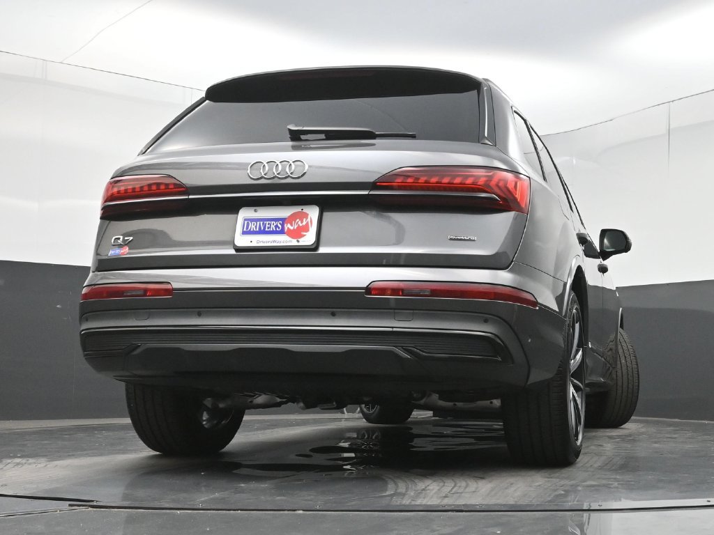 Used 2023 Audi Q7 3.0T Premium Plus AWD/4WD image 32