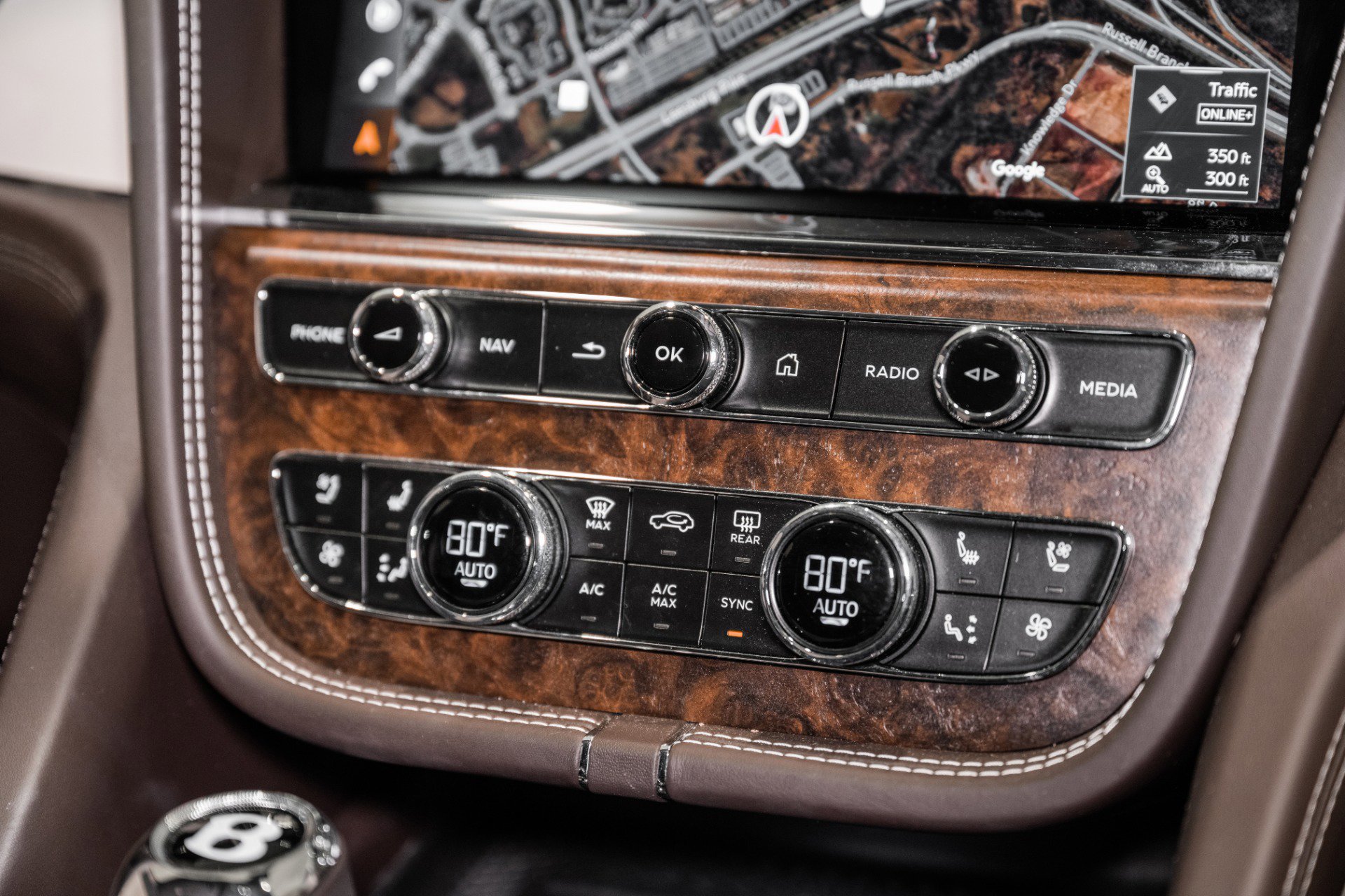 Used 2023 Bentley Bentayga image 39