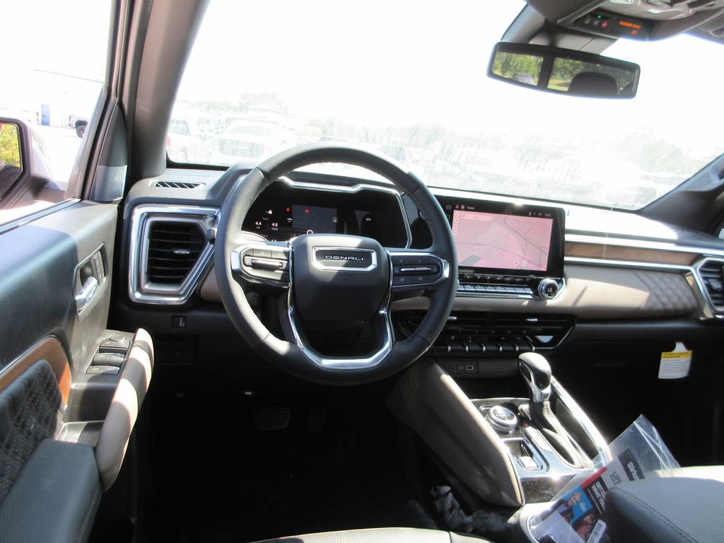 New 2026 GMC Canyon Denali AWD/4WD image 13