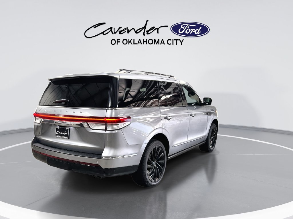 Used 2022 Lincoln Navigator Reserve RWD image 8