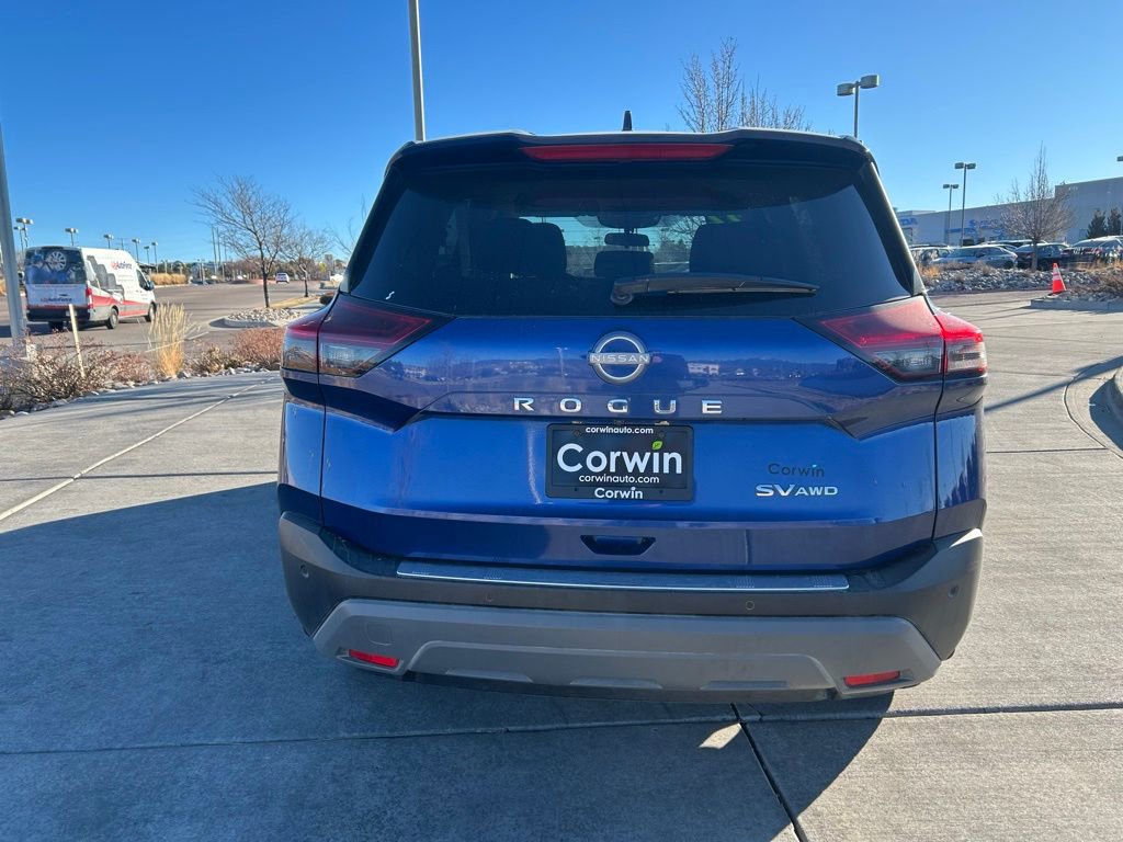 Used 2022 Nissan Rogue SV image 7