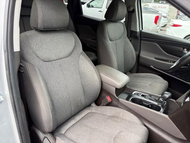 Used 2019 Hyundai Santa Fe SEL image 16