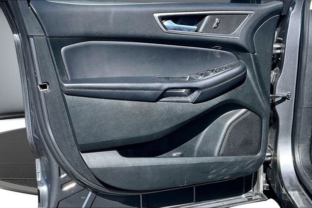 Used 2023 Ford Edge SEL image 20