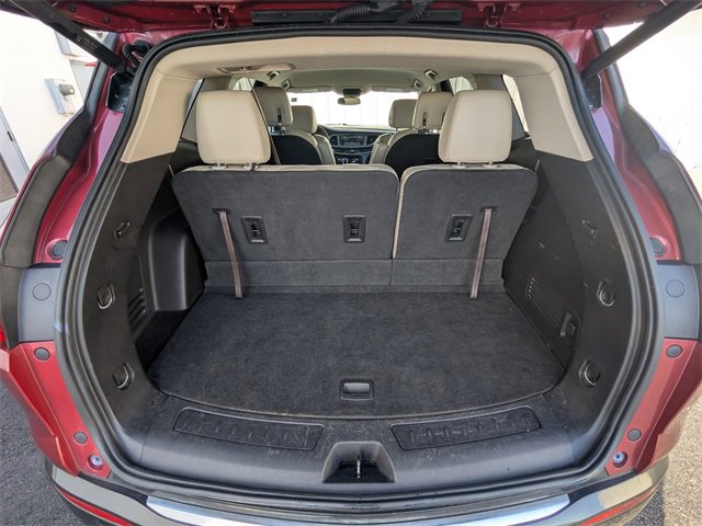 Used 2018 Buick Enclave Essence image 14