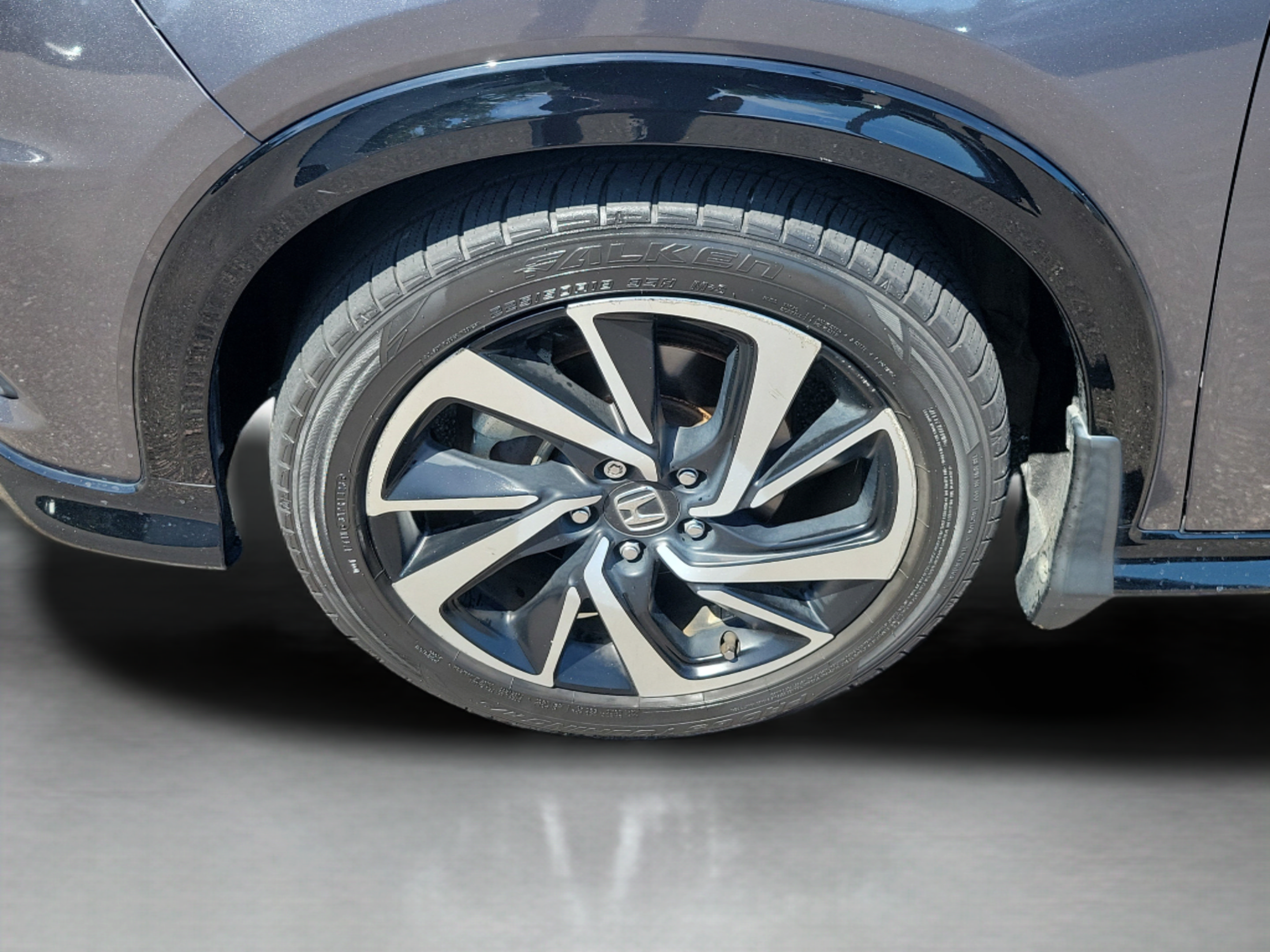 Certified 2020 Honda HR-V Sport image 32