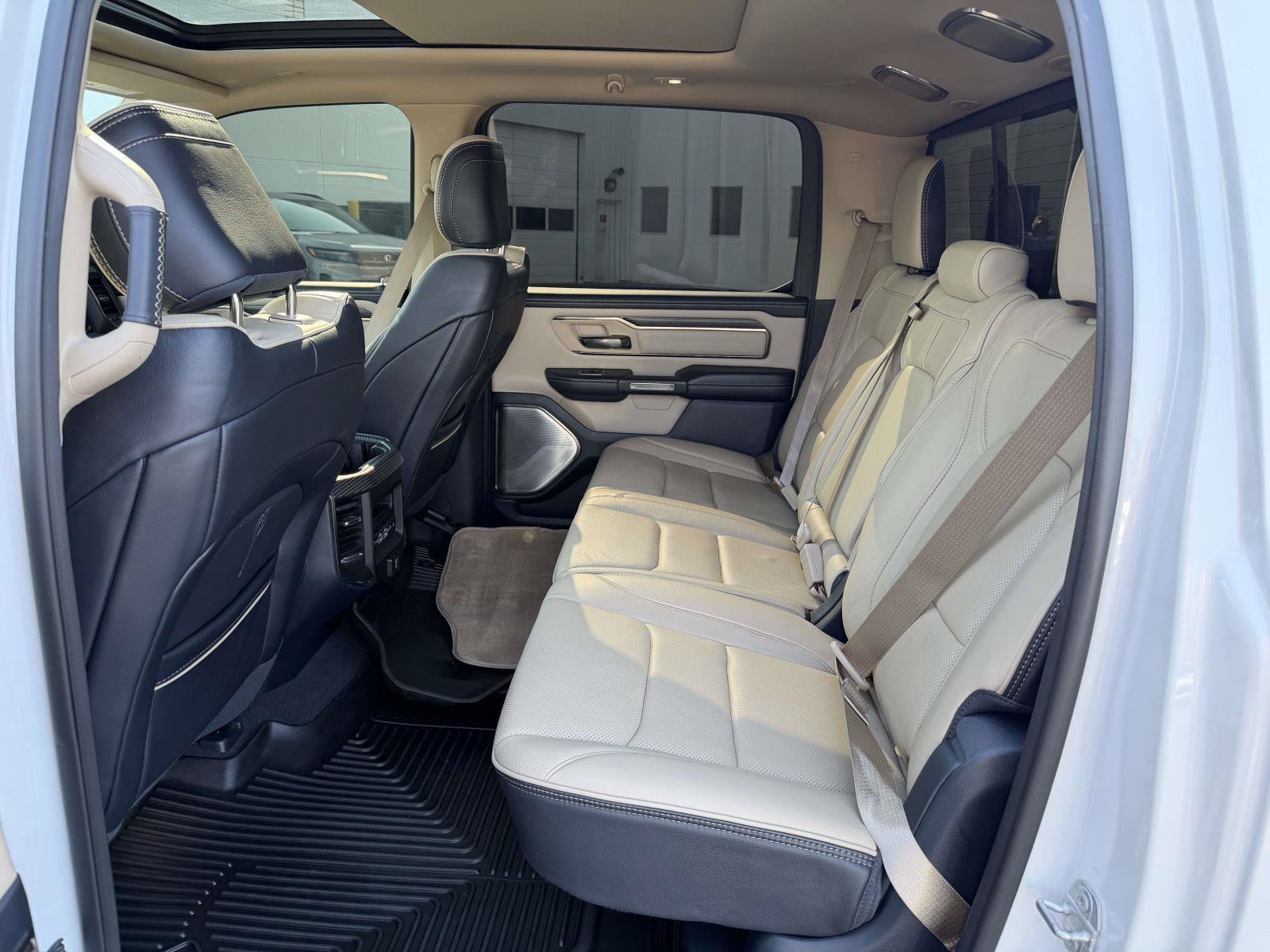 Used 2021 RAM 1500 Limited AWD/4WD image 9