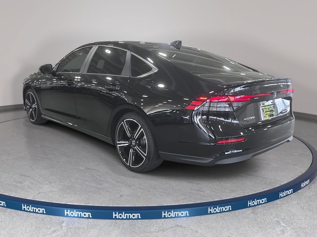 Used 2025 Honda Accord Sport image 8