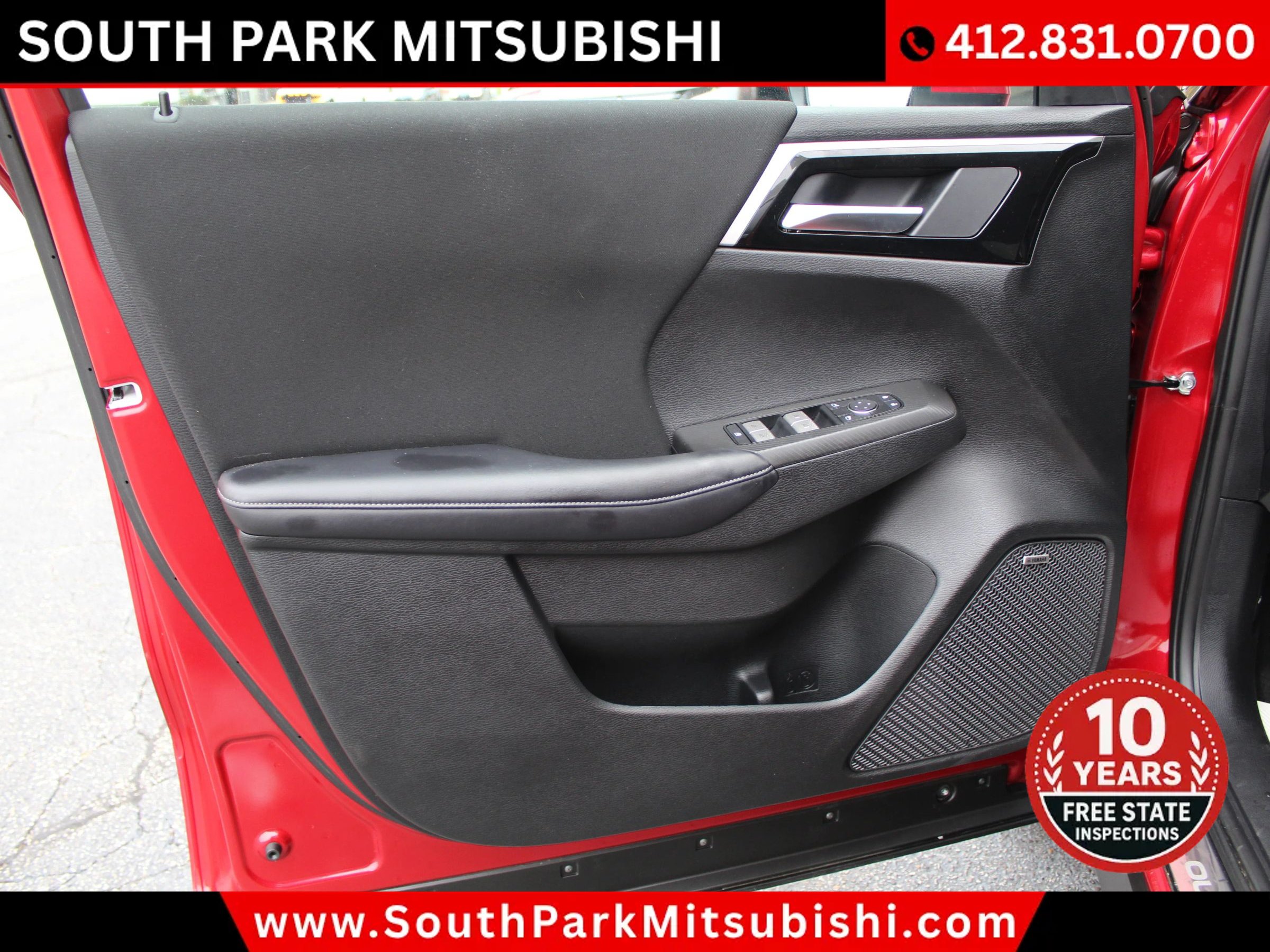 Used 2025 Mitsubishi Outlander ES AWD/4WD image 13