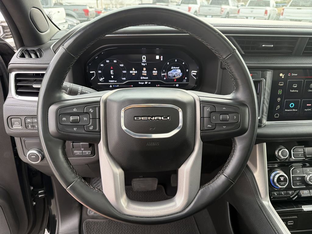Used 2023 GMC Yukon Denali w/ Max Trailering Package image 28