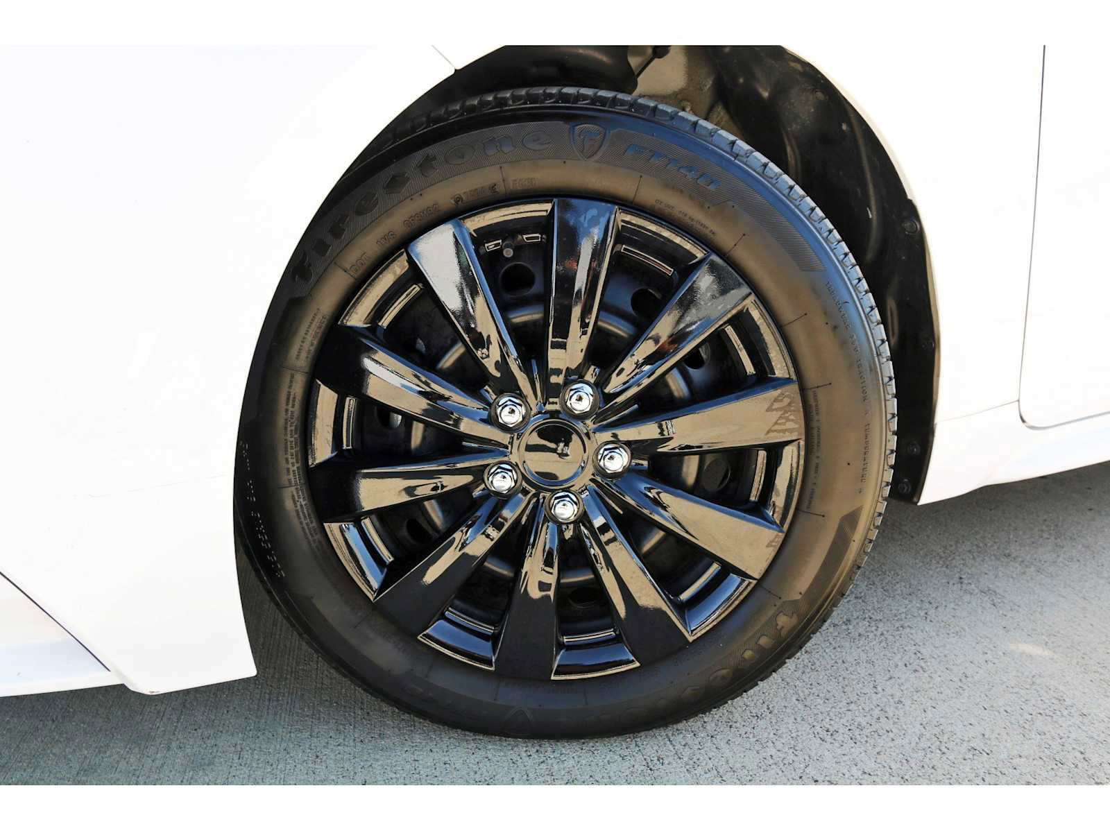 Used 2024 Toyota Corolla LE image 28