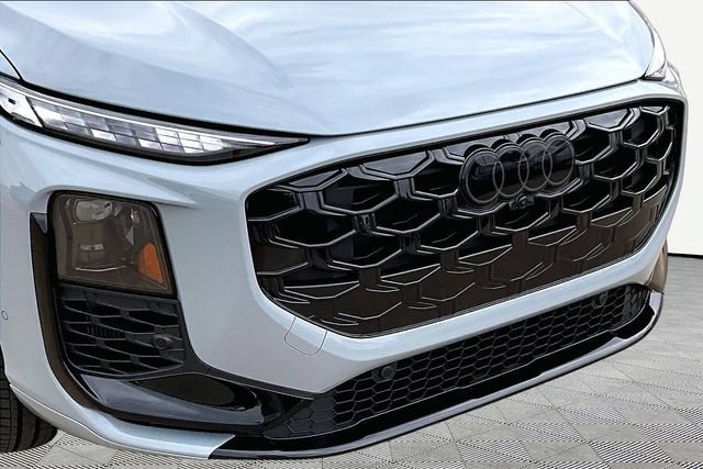 New 2026 Audi Q3 quattro 2.0T AWD/4WD image 30