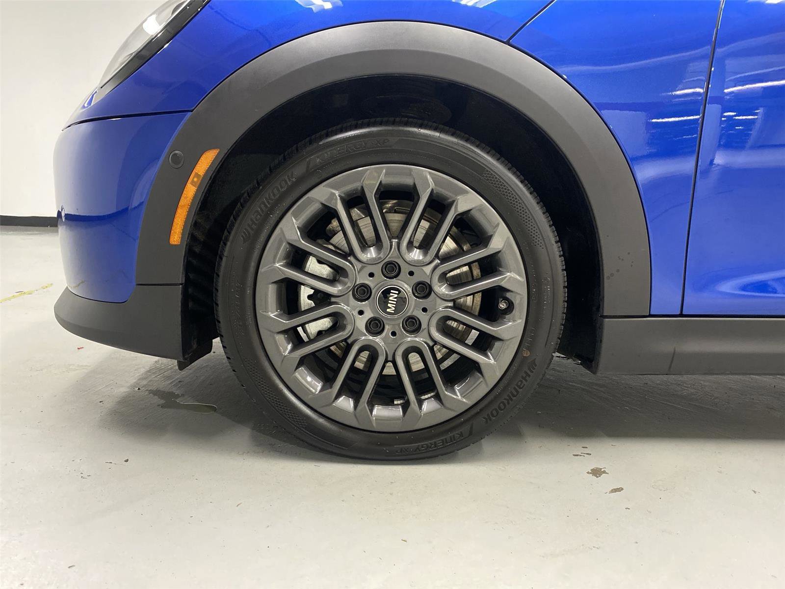 Certified 2025 MINI Cooper S image 23