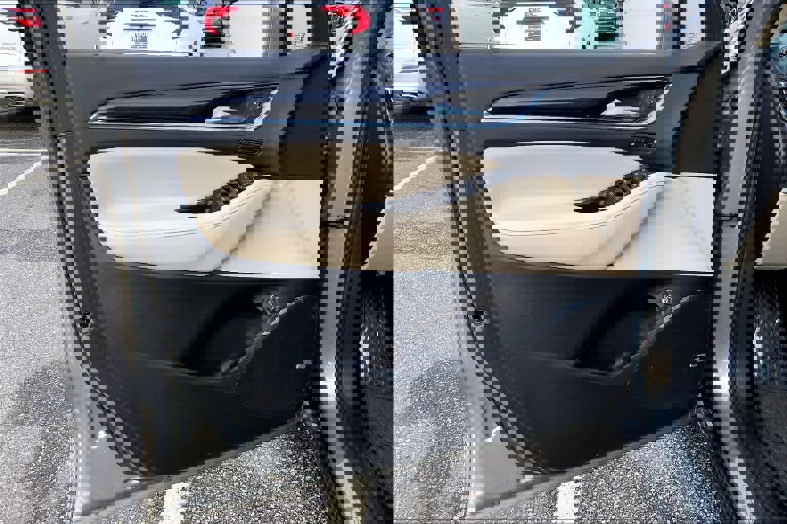 Used 2019 Buick Enclave Premium w/ Experience Buick Package image 20