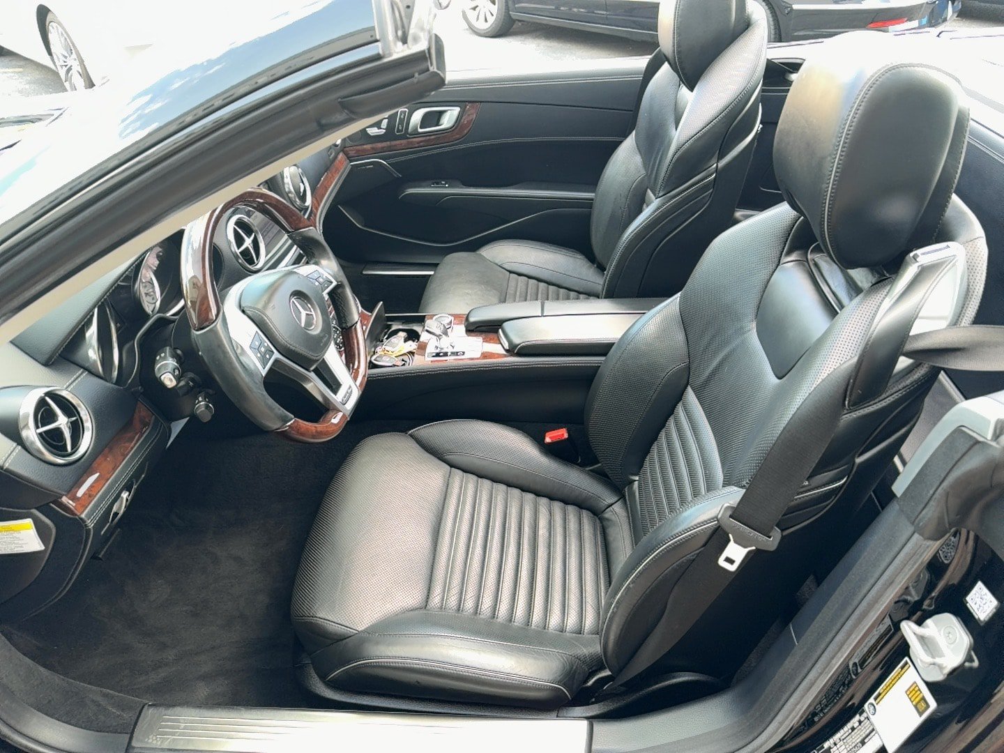 Used 2014 Mercedes-Benz SL 550 image 6