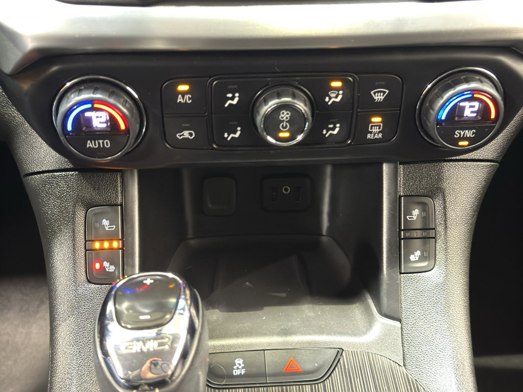 Used 2018 GMC Acadia SLT image 31