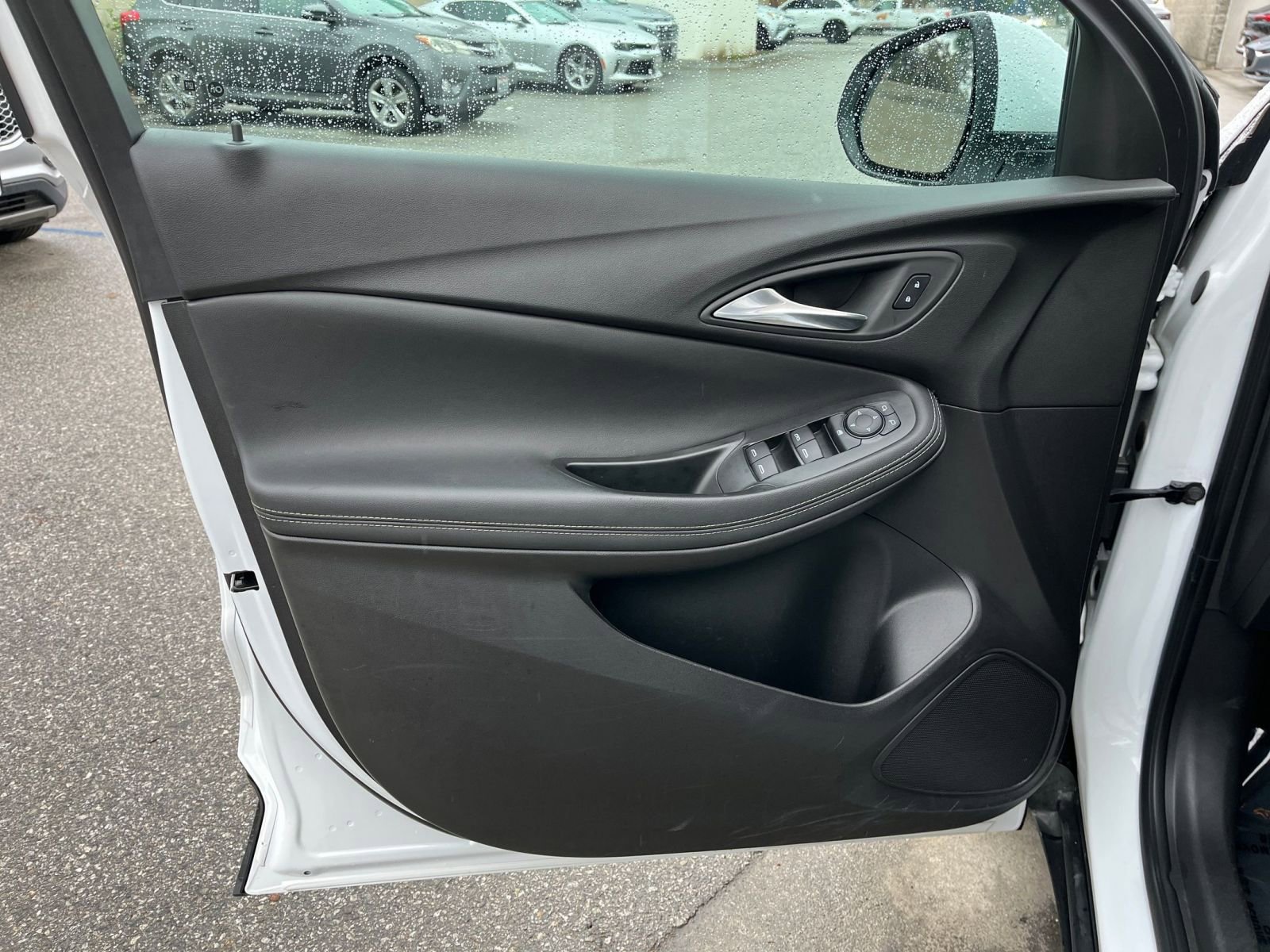 Used 2025 Buick Encore GX Preferred image 20