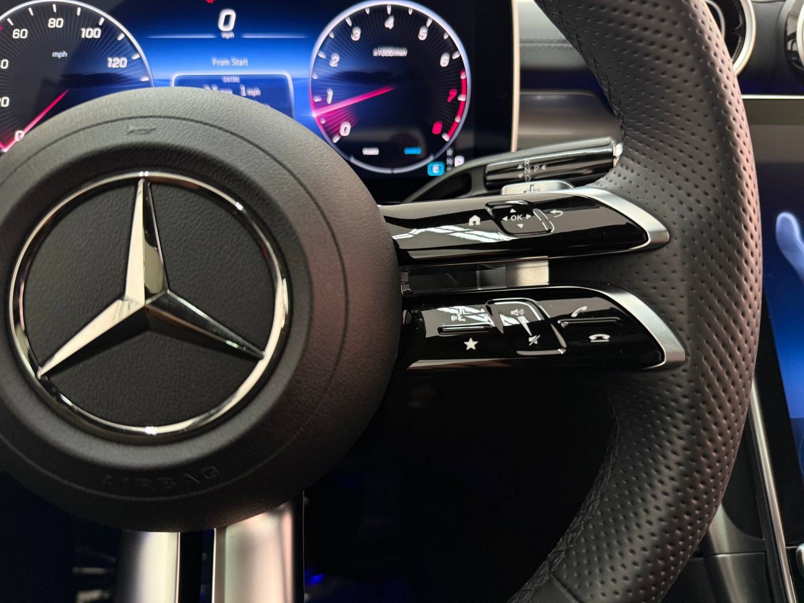 Used 2023 Mercedes-Benz C 300 4MATIC Sedan image 14
