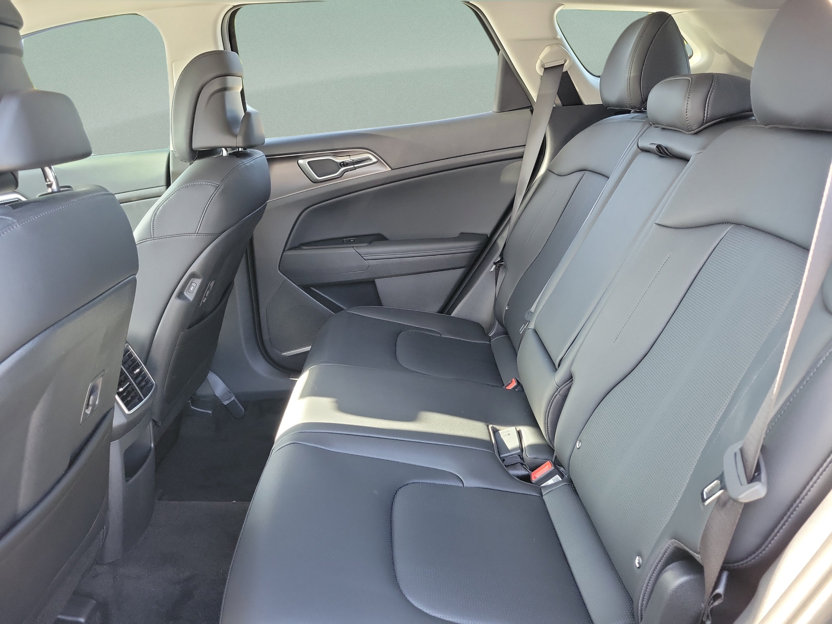 New 2027 Kia Sportage EX FWD image 10