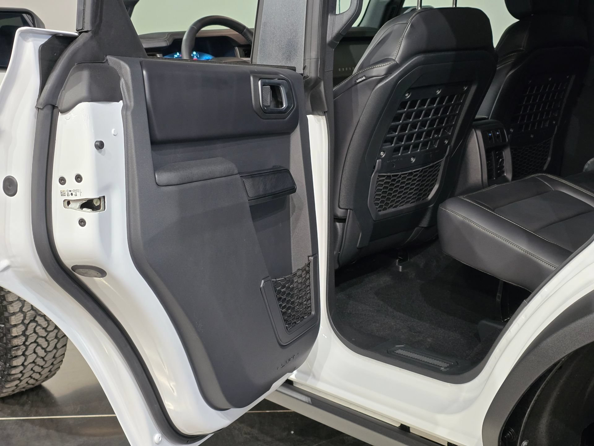 New 2025 Ford Bronco Badlands w/ Sasquatch Package AWD/4WD image 35