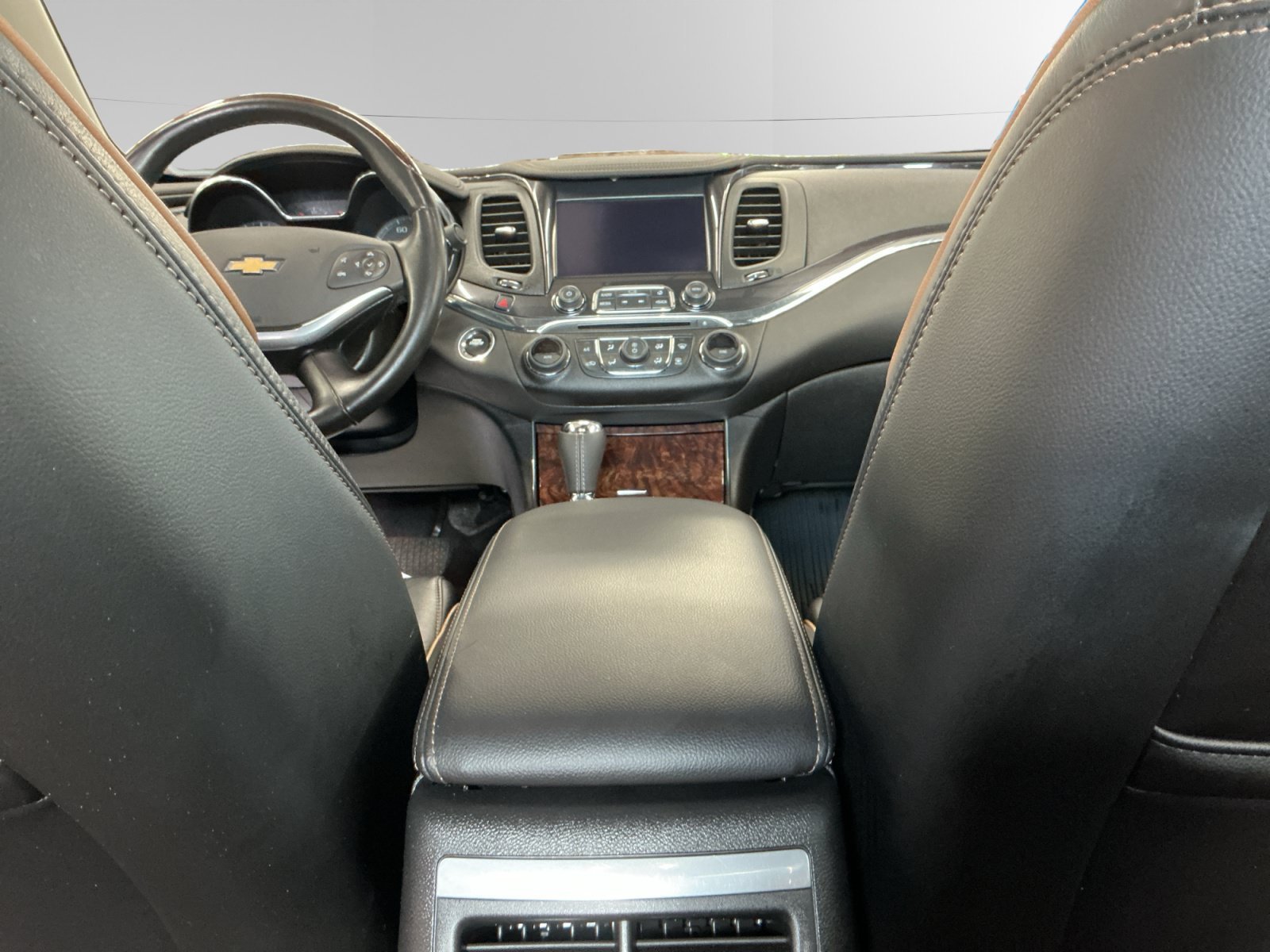 Used 2014 Chevrolet Impala LTZ FWD image 10