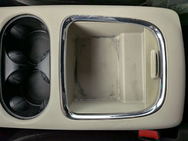 Used 2020 Dodge Grand Caravan SXT image 17