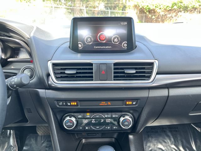 Used 2017 MAZDA MAZDA3 Grand Touring w/ Premium Equipment Package FWD image 22