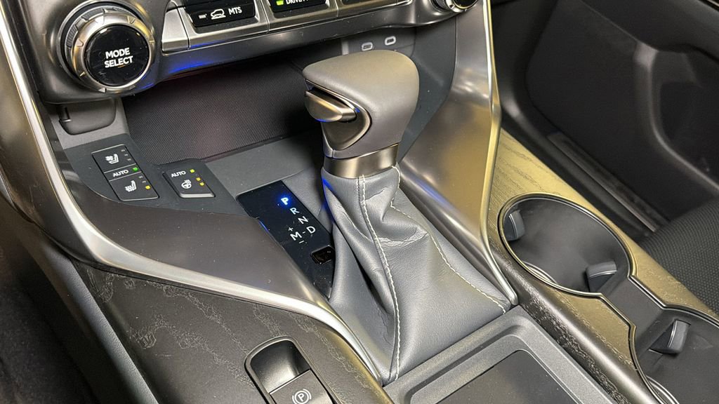 New 2026 Lexus LX 600 4WD w/ Luxury Package image 25