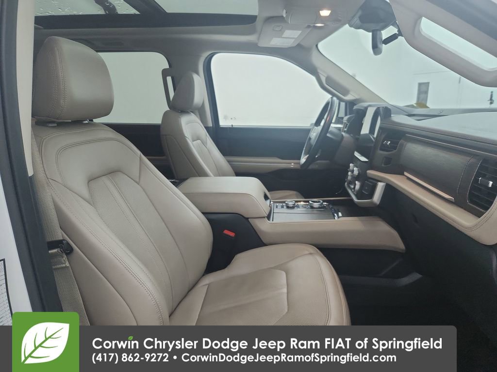 Used 2024 Ford Expedition Max Limited image 35