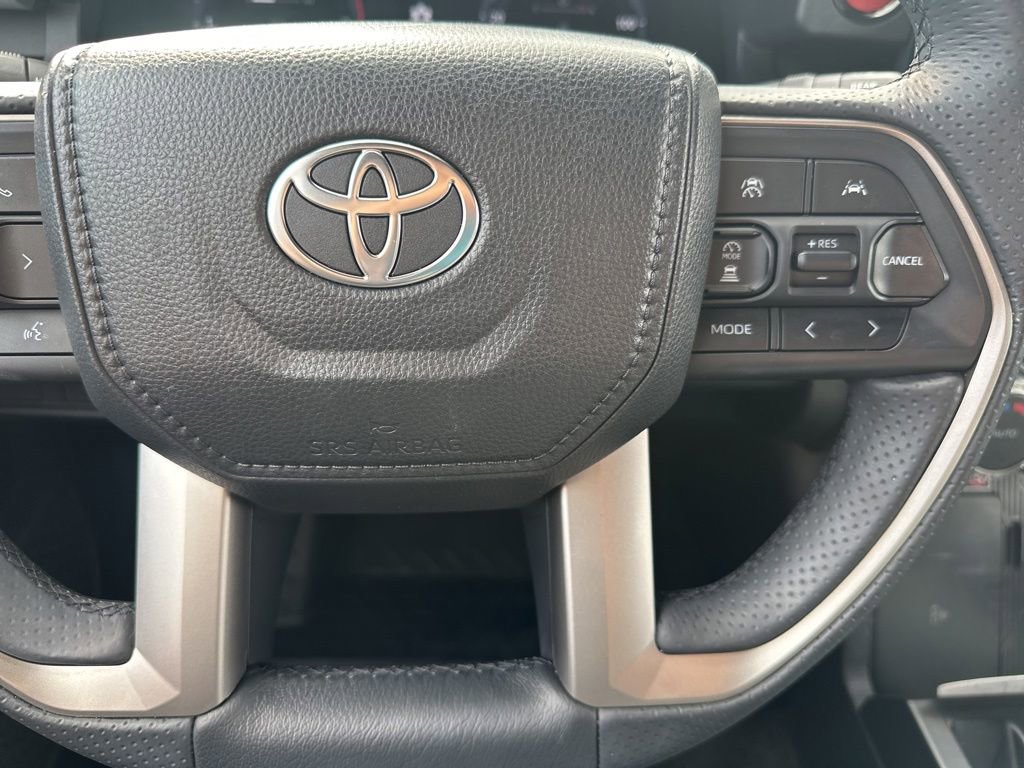 Certified 2026 Toyota 4Runner TRD Off-Road Premium AWD/4WD image 10