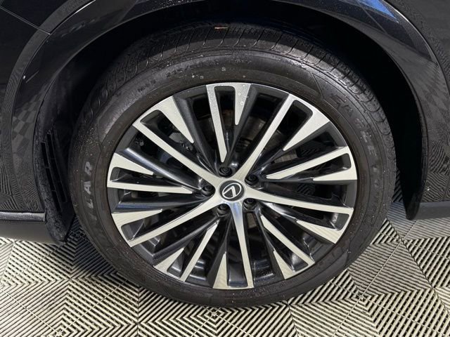 Used 2024 Lexus RX 350 Premium Plus w/ Convenience Package image 17