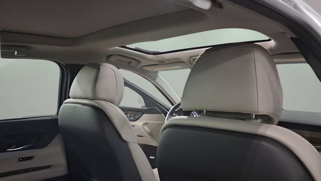 Used 2018 Cadillac CT6 Luxury AWD/4WD image 15