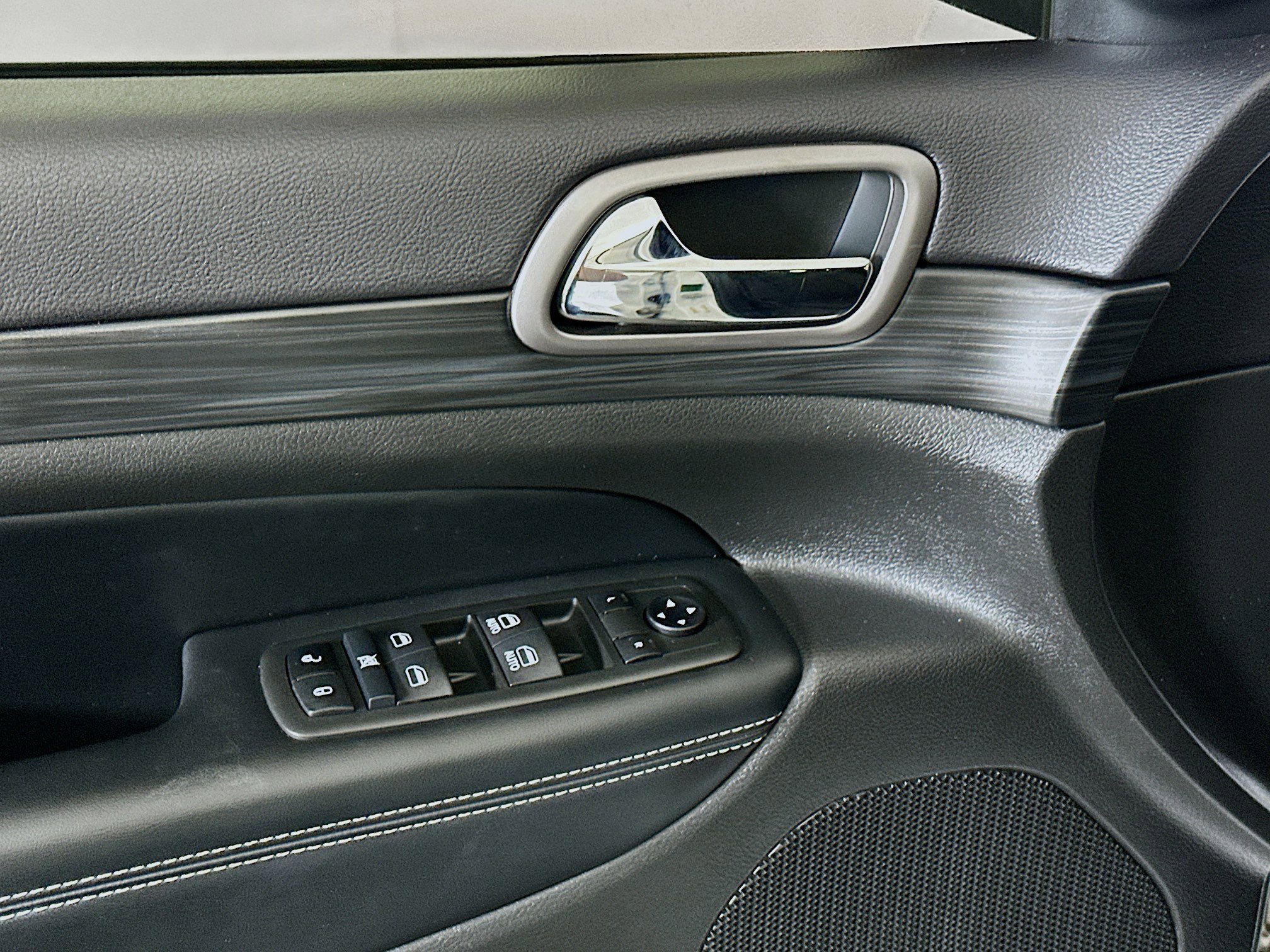 Used 2021 Jeep Grand Cherokee Freedom Edition image 15