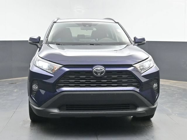 Used 2019 Toyota RAV4 XLE Premium FWD image 3