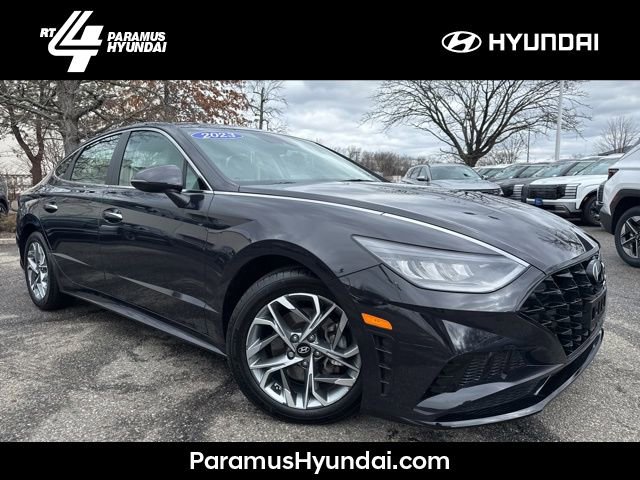 Used 2023 Hyundai Sonata SEL w/ Convenience Package image 1