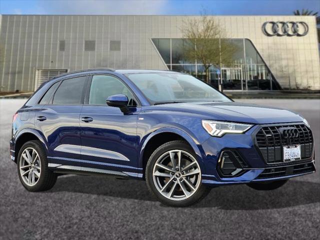 Certified 2025 Audi Q3 2.0T Premium w/ Convenience Package AWD/4WD image 1