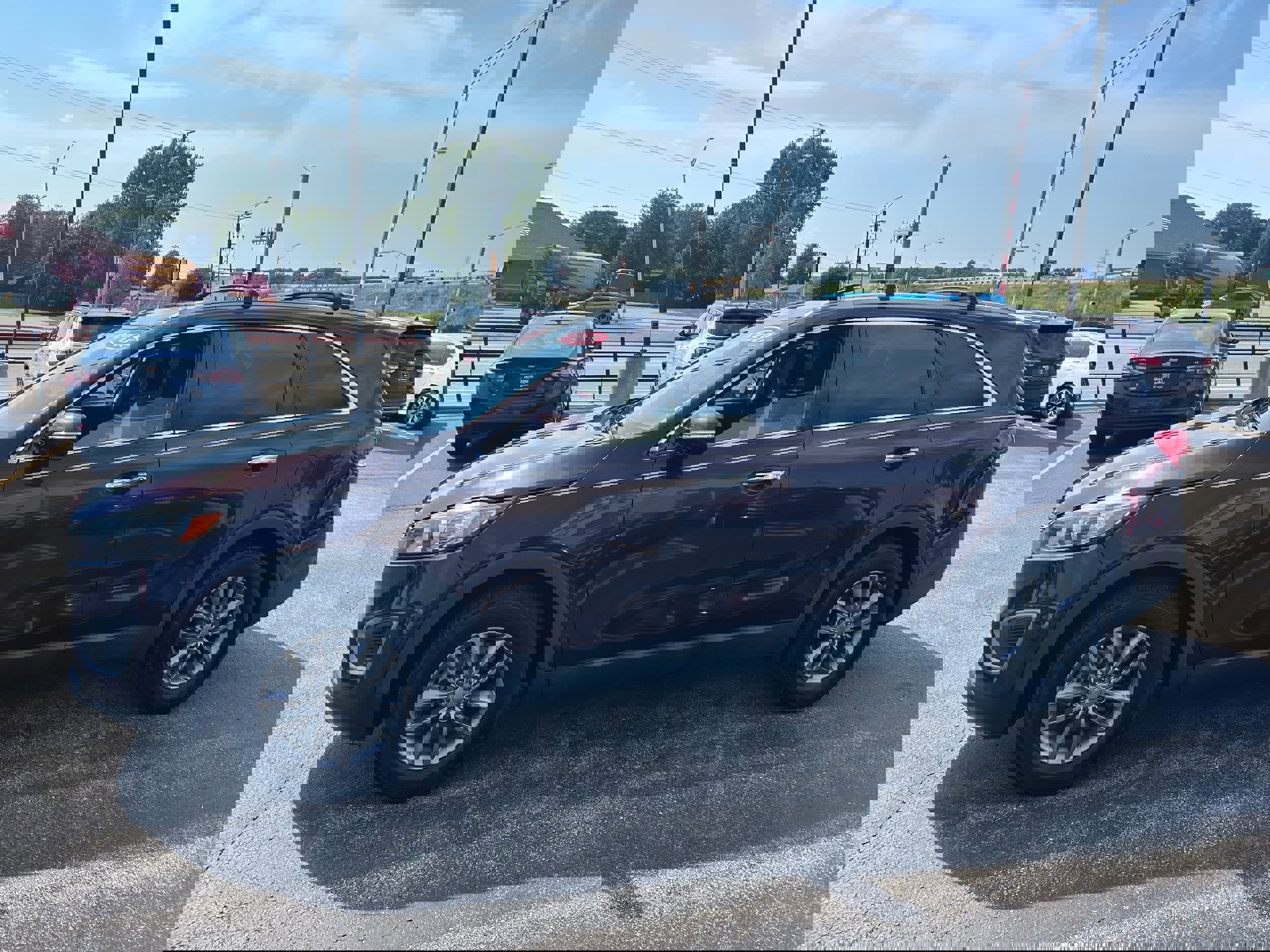 Used 2016 Kia Sorento LX w/ LX Convenience Package image 3