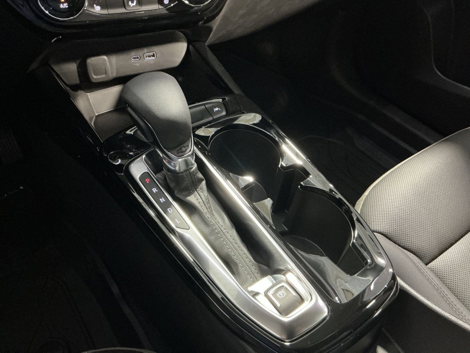 New 2026 Chevrolet Trax ACTIV w/ Driver Confidence Package FWD image 22