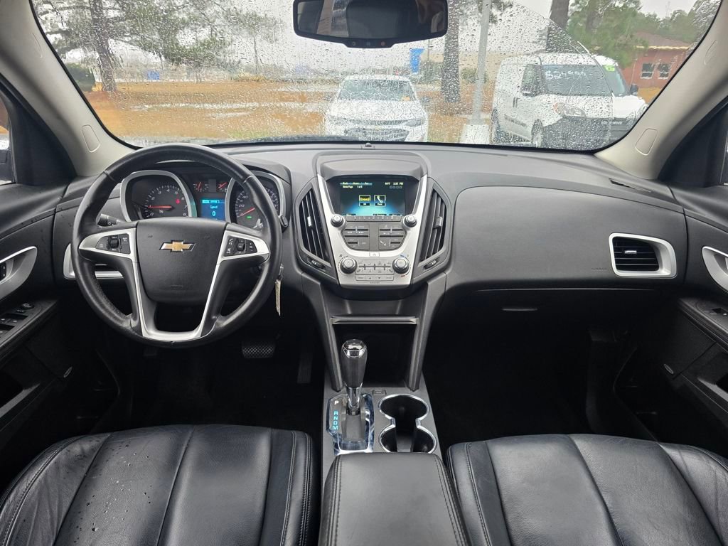 Used 2017 Chevrolet Equinox LT w/ Convenience Package image 24
