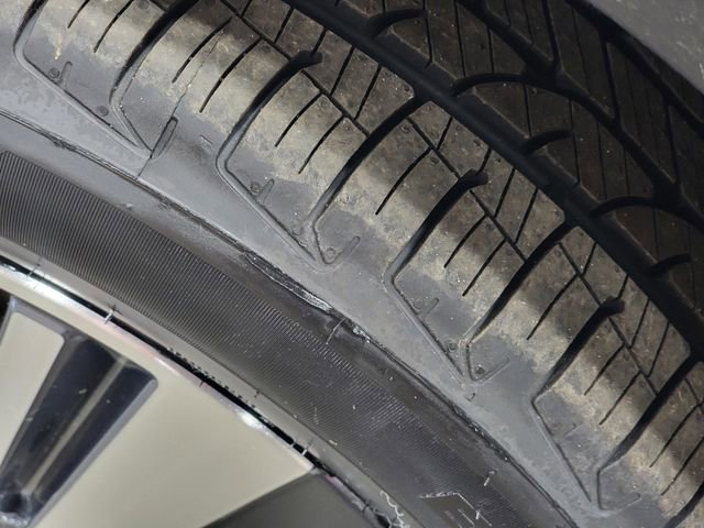 Used 2023 Nissan Rogue Platinum w/ Platinum Premium Package image 11