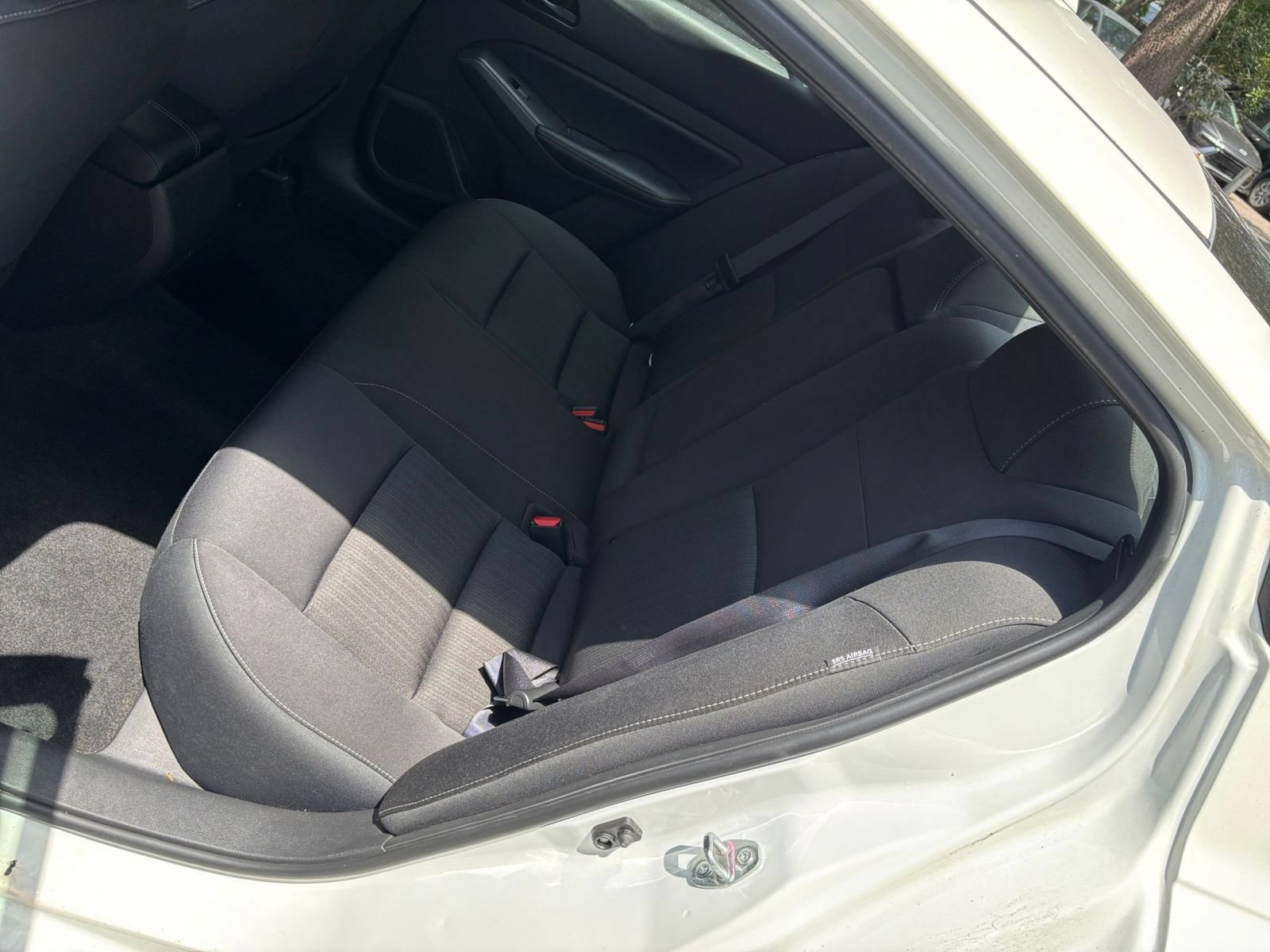 Used 2025 Nissan Altima 2.5 SV FWD image 32