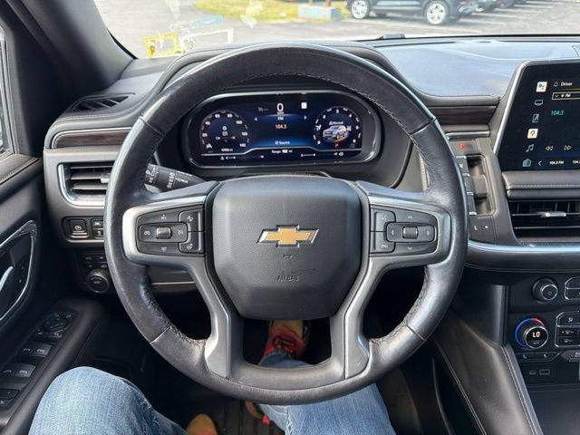 Used 2022 Chevrolet Suburban LT w/ LT Signature Plus Package AWD/4WD image 27